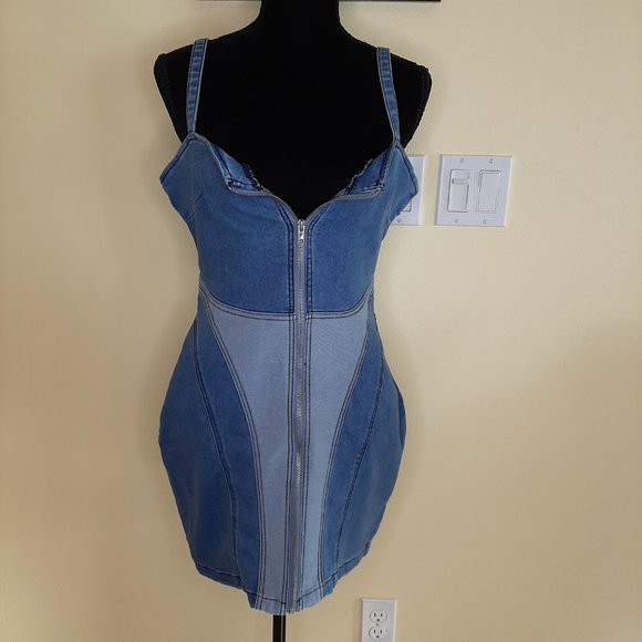 Brand New Sexy Forever 21 Heavy Stretch Denim Sundress - Picture 3 of 13